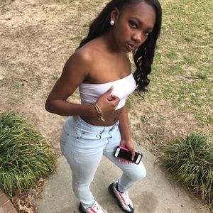 Meet your Posher, Eshanti